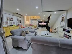 Sembawang Hills Estate (D20), Terrace #327457021